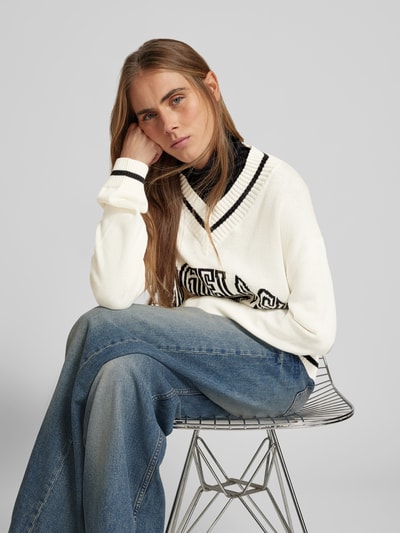 MM6 Maison Margiela Oversized Pullover mit V-Ausschnitt Offwhite 3