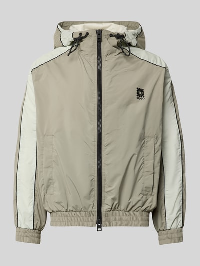 Produktfoto, Regular Fit Jacke mit Kapuze Modell 'BAVO2621' von HUGO in Optik: Unifarben mit Zweiwege-Reißverschluss, Logo-Detail, Langarm, elastischem Ärmelabschluss, elastischem Rumpfabschluss und seitlichen Eingrifftaschen