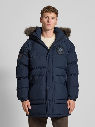 Superdry Kurtka pikowana z naszywką z logo model ‘Everest’ Ciemnoniebieski 4
