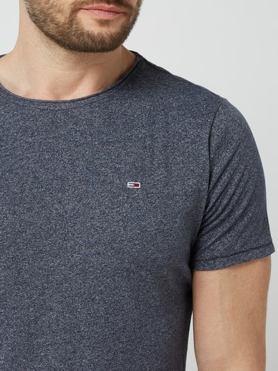 Tommy Jeans Slim fit T-shirt met geborduurd logo, model 'Jaspe' Marineblauw gemêleerd - 3