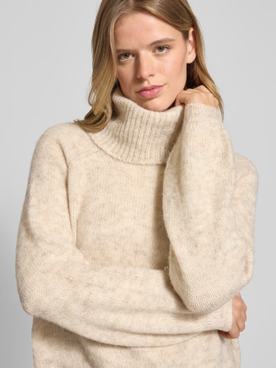 Only Golf o kroju regular fit z dodatkiem wełny model ‘GILA’ Złamany biały 3