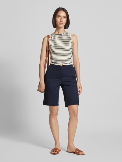 Christian Berg Woman Bermudas mit Gürtel und französischen Eingrifftaschen Dunkelblau 1