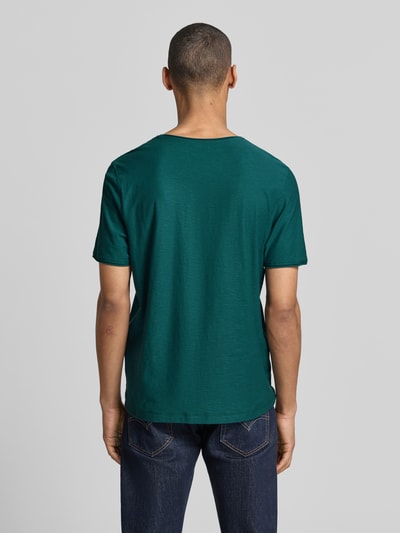 MCNEAL Regular Fit T-Shirt mit V-Ausschnitt Bottle 5
