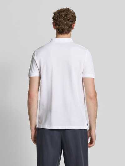 MCNEAL koszulka polo o kroju regular fit z wyhaftowanym logo Biały 5