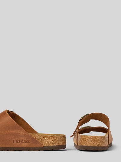 Birkenstock Slippers van leer met doornsluiting, model 'Arizona' Cognac - 2