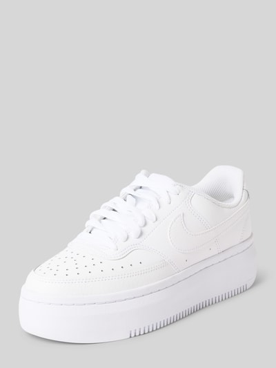Produktfoto, Sneaker aus Leder-Mix mit Logo-Detail Modell 'Court Vision' von Nike, Damen Sneaker in Weiß, abgerundete Passform, Absatzhöhe 4 cm, Schafthöhe 6 cm, Schaftweite 6 cm