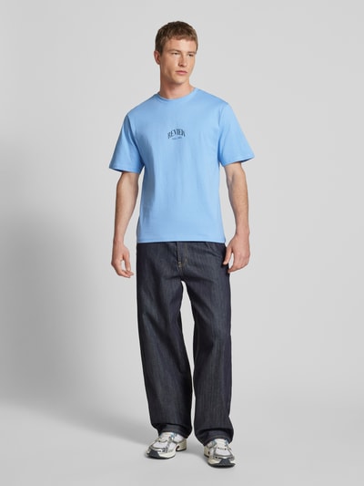 REVIEW T-shirt z nadrukiem z logo Jasnoniebieski 1