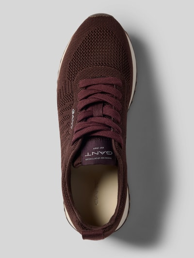 Produktfoto, Sneaker mit Label-Detail Modell 'Bevinda' von Gant in Dunkelbraun mit Abgerundete-Spitze, Schnürung, Strukturmuster, Absatzhöhe 3 cm, Schafthöhe 8 cm, Schaftweite 8 cm