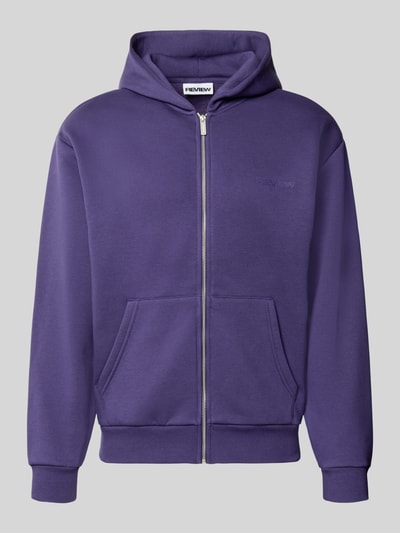 Produktfoto, Relaxed Fit Sweatjacke aus Baumwoll-Mix mit Label-Detail von REVIEW in Lila, Känguru-Tasche, Kapuze, elastische Abschlüsse