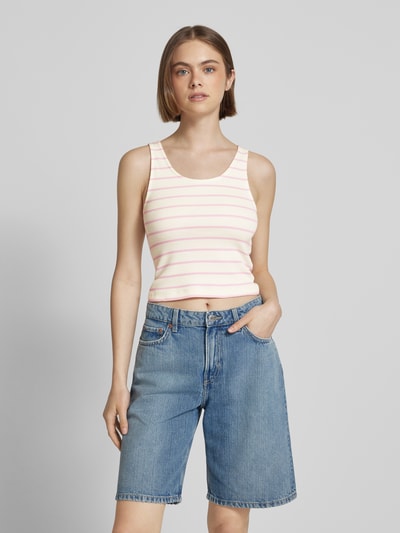 Only Top o kroju slim fit z prążkowaniem model ‘NESSA’ Różowy 4