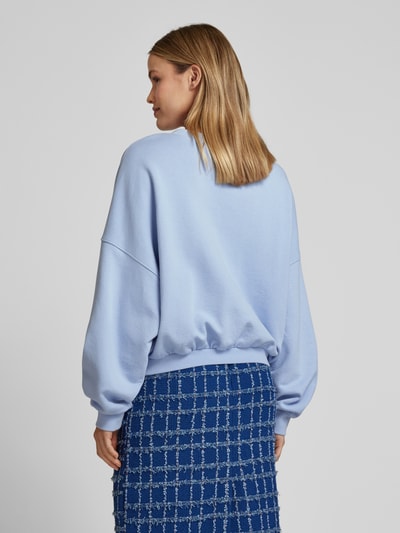 INFLUENCER'S CHOICE BY P&C* Krótka bluza z obniżonymi ramionami Jasnoniebieski 5