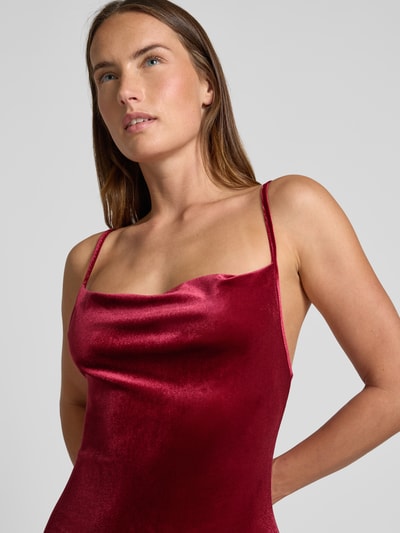 Lipsy Slim fit avondjurk met spaghettibandjes Donkerrood - 3