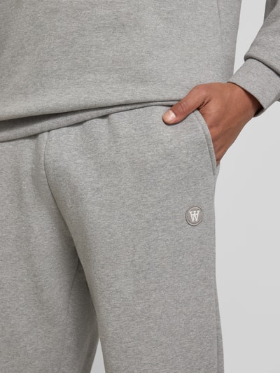 Wood Wood Sweatpants mit elastischem Bund Mittelgrau 3