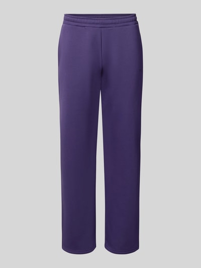 Produktfoto, Straight Fit Sweatpants aus Baumwoll-Mix mit Label-Detail von REVIEW in Lila, elastischer Bund, Eingrifftaschen, glatte Textur, Herren Sweatpants
