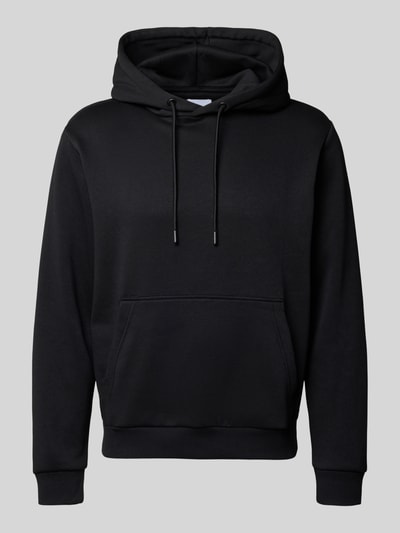 Produktfoto, schwarzer Hoodie mit Kapuze Modell 'BRADLEY' von Jack & Jones, lockerer Schnitt, Baumwoll-Mix, gerippte Abschlüsse, Känguru-Tasche.