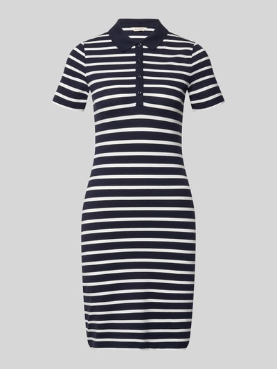Productfoto, Knielanges Polokleid mit kurzer Knopfleiste van Gant, donkerblauw-wit gestreept, katoenmix met stretch, getailleerde fit, polokraag, knielengte, korte knoopsluiting, ruglengte maat S 88 cm, borstwijdte 42 cm, mouwlengte 19 cm