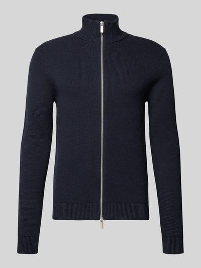 Produktfoto, Regular Fit Strickjacke aus reiner Baumwolle Modell 'DAME' von SELECTED HOMME in Dunkelblau mit Stehkragen und Zweiwege-Reißverschluss, unifarbene, feine Strickstruktur, gerippte Abschlüsse.