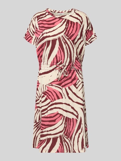 Produktfoto, Tailliertes Freizeitkleid aus Baumwoll-Mix von s.Oliver RED LABEL, Optik: Unifarben, Passform: Tailliert, Midi-Länge, Rundhals-Ausschnitt, Tunnelzug, Ärmelform: Kurzarm, Saum: Geschlitzt, Material: Baumwoll-Mix, Muster in Rosa, Braun und Creme, glatte Textur