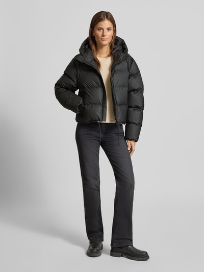 RAINS Gewatteerd jack met capuchon en tweewegsritssluiting, model 'Alta' Zwart - 1