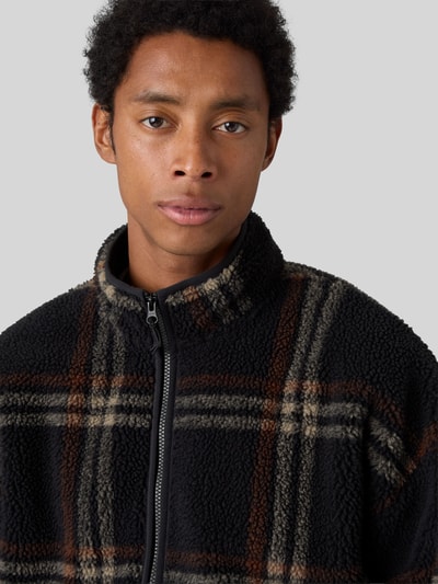 Levi's® Boxy Fit Fleecejacke mit Stehkragen Modell 'NOLAN' Black 3
