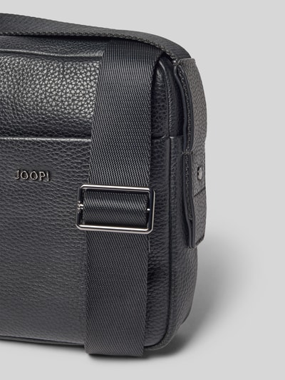 JOOP! COLLECTION Umhängetasche aus echtem Leder Modell 'cardona luan' Black 3
