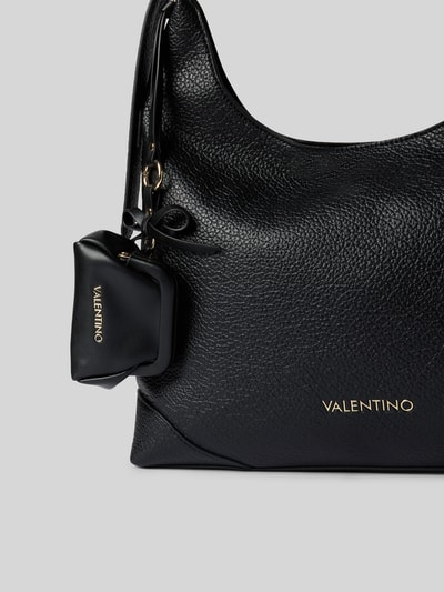 Productfoto, zwarte schoudertas met logodetail model 'NORTHA RE' van Valentino Bags, grof generfd oppervlak, Dames schoudertas