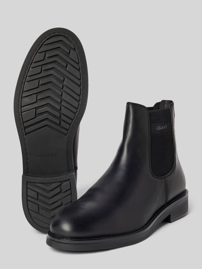 Productfoto, zwarte chelsea boots van glad rundleer model 'Prepdale' van GANT, Heren Chelseas, glanzend oppervlak, detail zicht op zool