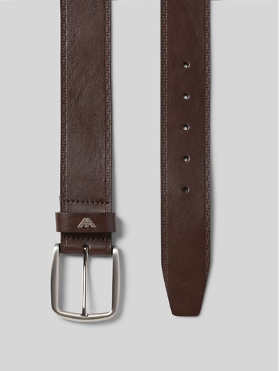 Produktfoto, Gürtel aus echtem Leder mit Strukturmuster von Emporio Armani in Braun mit Logo-Detail, Dornschließe, 4 cm Breite, Herrenaccessoire