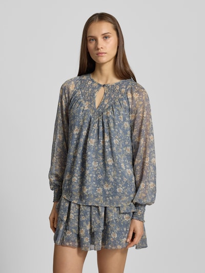 Pepe Jeans Bluzka szyfonowa o kroju relaxed fit z kwiatowym wzorem na całej powierzchni model ‘LAUREL SHIRT’ Szaroniebieski 4