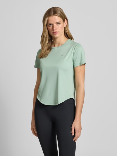Nike Training t-shirt z logo model 'Tempo' Khaki 4