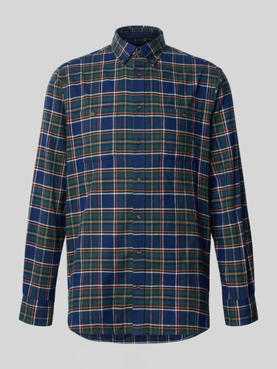 Produktfoto, Slim Fit Freizeithemd aus Flanell mit Button-Down-Kragen von Christian Berg Men in Tartan-Karo, reine Baumwolle, Brusttaschen, mittlere Farbtöne