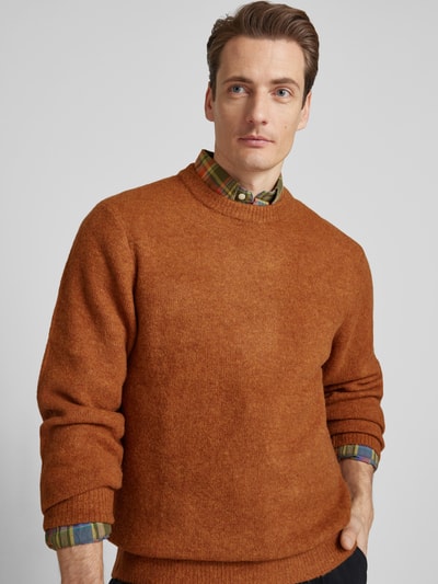 MCNEAL Regular Fit Strickpullover mit Rundhalsausschnitt Cognac Melange 3