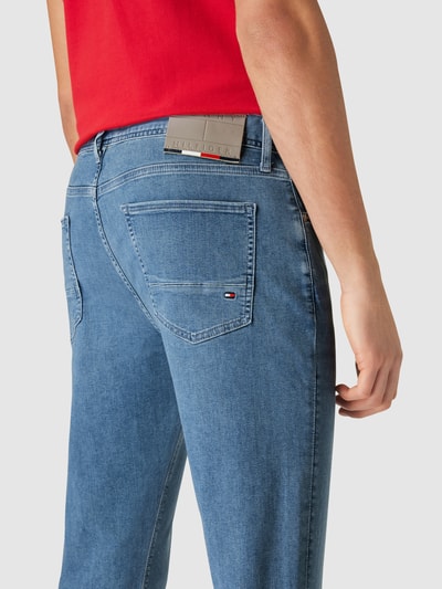 Tommy Hilfiger Jeansy o kroju slim fit z dodatkiem streczu model ‘Bleecker’ Jeansowy niebieski 3