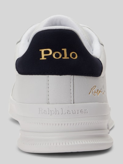 Produktfoto, Low Top Sneaker aus echtem Leder von Polo Ralph Lauren, białe gładkie licowe, zaokrąglony nosek, płaski obcas, tłoczone logo, sznurowane, kontrastowy detal, strukturalna podeszwa