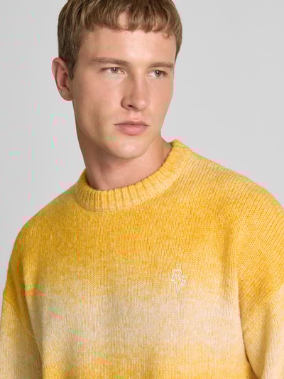 REVIEW Gebreide pullover met labelstitching Mosterdgeel - 3