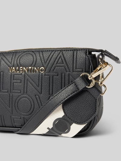 VALENTINO BAGS Crossbody Bag mit Allover-Label-Prägung Modell 'PANSY' Black 2