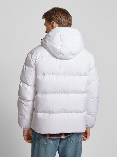 Tommy Jeans Regular Fit Daunenjacke mit Federanteil Weiss 5