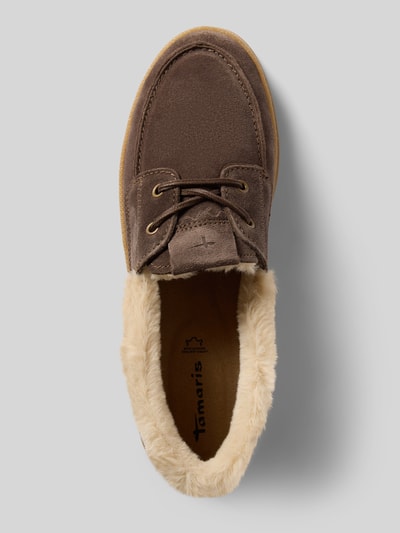 Produktfoto, Slipper aus echtem Rindsleder von Tamaris, braune Farbe, glatte Oberfläche, sichtbares Innenfutter, Damen Slipper von Tamaris