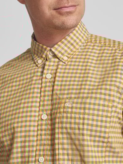 camel active Regular Fit Freizeithemd mit Button-Down-Kragen Hellgelb 3