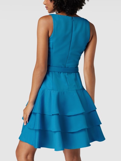 Lauren Dresses Knielanges Cocktailkleid in Stufen-Optik Modell 'Ailanny' Royal 5