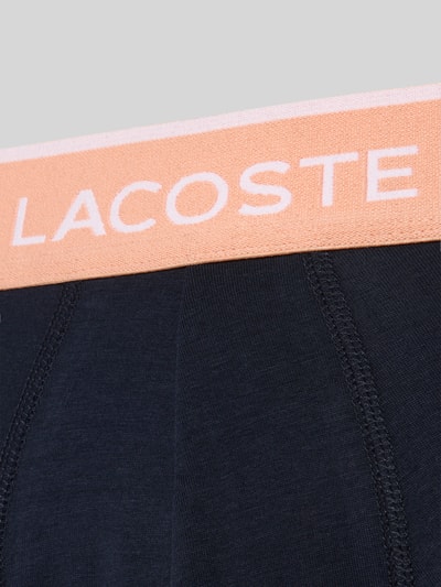 Produktfoto, Trunks aus Baumwoll-Mix im 3er-Pack von Lacoste in Optik: Unifarben, Skinny-Fit, Label-Schriftzug, elastischer Label-Bund, Multipack: 3er-Pack, Materialverarbeitung: Stretch.