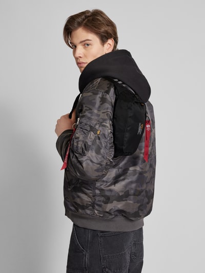 Alpha Industries Bauchtasche mit Label-Patch Modell 'CREW' Black 1