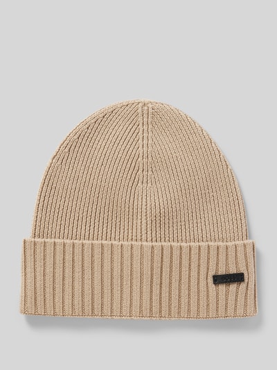 BOSS Beanie mit Label-Badge Modell 'Fati' Sand 1