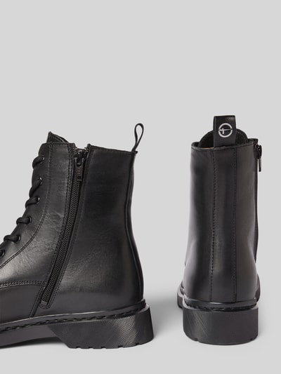 Produktfoto, Schnürstiefel aus echtem Rindsleder von Tamaris in Schwarz, runde Schuhspitze, Blockabsatz, Logo-Patch, strukturierte Sohle, Veloursleder, unifarbene Lederoptik