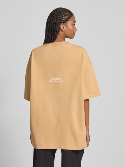 Karo Kauer Oversized T-shirt met labelprint Cognac - 5