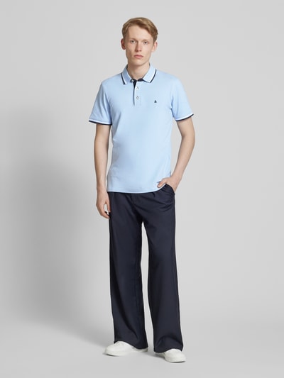 Jack & Jones Slim Fit Poloshirt mit Logo-Stitching Modell 'PAULOS' Hellblau 1