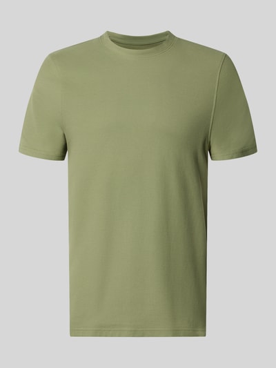 Produktfoto, T-Shirt mit Rundhalsausschnitt von MCNEAL in Olivgrün, reine Baumwolle, Slim Fit, glatte Struktur, Rückenlänge 68 cm bei Größe M.