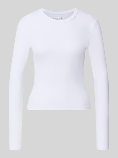 Produktfoto, weißes Slim-Fit Langarmshirt aus Baumwoll-Mix Modell 'VAL' von ONLY, feine Rippstruktur, schlichtes Design, Damen