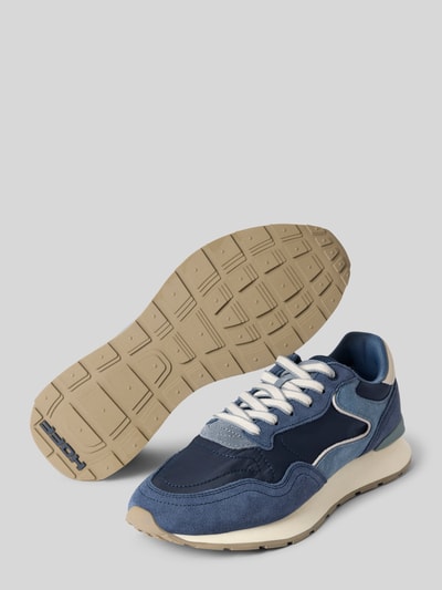 Produktfoto, Sneaker mit Logo-Prägung Modell 'City' von HOFF, niebieskie odcienie, zaokrąglony krój, sznurowane, profilowana podeszwa, wysokość obcasa 3 cm w rozmiarze 40, wysokość cholewki 9 cm w rozmiarze 40, szerokość w rozmiarze 40: 6 cm