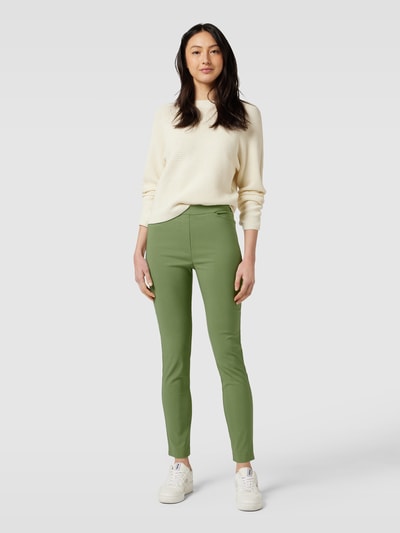 Christian Berg Woman Slim fit stoffen broek met paspelzakken Rietgroen - 1